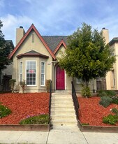 646 Vazquez Ave in Greenfield, CA - Building Photo