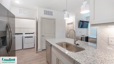 112 Hera Way, Unit 4205 in Myrtle Beach, SC - Foto de edificio - Building Photo