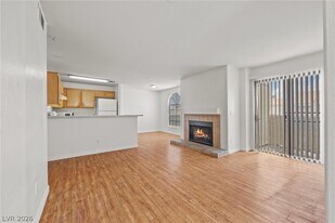 2972 Juniper Hills Blvd in Las Vegas, NV - Building Photo