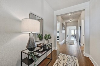 8421 Thompson Teal Trl in Austin, TX - Building Photo - Building Photo