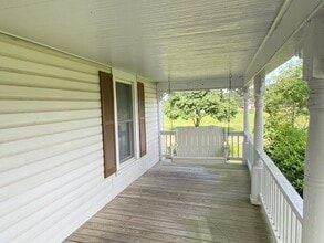 102 Northview Dr in Lawrenceville, VA - Building Photo - Building Photo