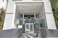 1701 Sunset Harbour Dr, Unit # L705 in Miami Beach, FL - Building Photo - Building Photo