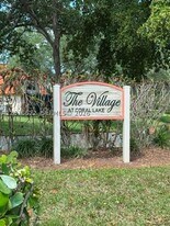 8172 S Coral Cir in North Lauderdale, FL - Building Photo