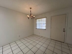 19 Lake Vista Trail in Port St. Lucie, FL - Building Photo - Building Photo