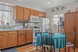 3921 Jackson St in Dearborn Heights, MI - Building Photo - Building Photo