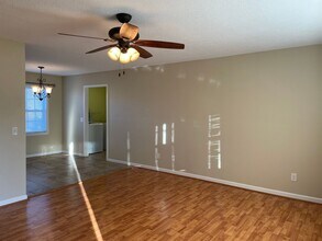2497 Linnie Ct in Asheboro, NC - Building Photo - Building Photo