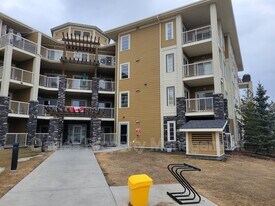 3670-3139 139 Ave NW in Edmonton, AB - Building Photo