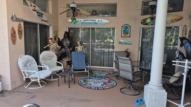 1493 Country Oaks Ln in Clearwater, FL - Building Photo - Building Photo