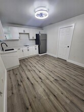 9430 Independence Rd-Unit -0 in Cutler Bay, FL - Building Photo - Building Photo