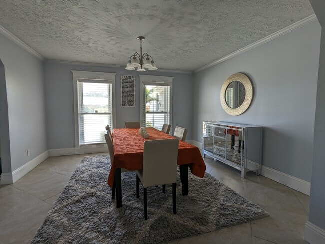 171 NE Caprona Ave in Port St. Lucie, FL - Building Photo - Building Photo