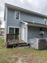 7 Londonderry Square in Cayce, SC - Building Photo - Building Photo