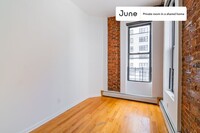 401 E 57 St in New York, NY - Building Photo - Building Photo