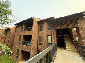 44790 Locust Ridge Ct in California, MD - Building Photo