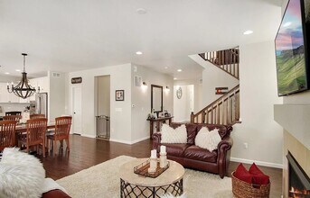 912 McMurdo Cir in Castle Rock, CO - Building Photo - Building Photo