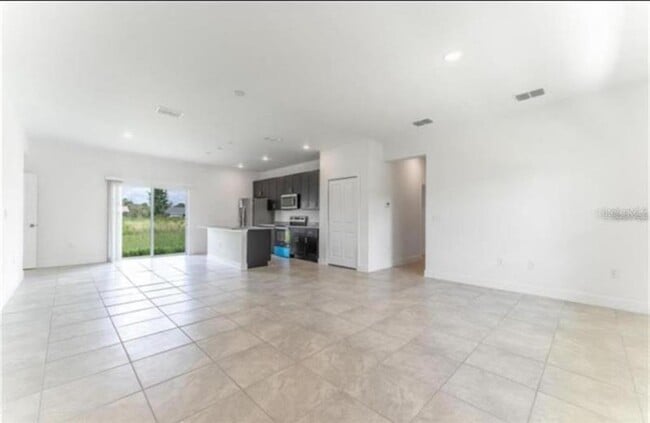 14943 SW 46th Cir in Ocala, FL - Building Photo - Building Photo