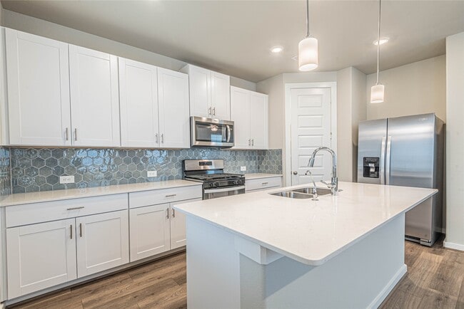 property at 4109 Fig Grv St