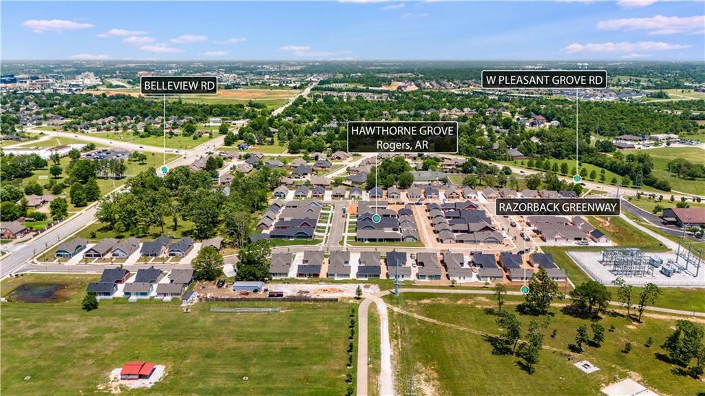 3708 S 38th St in Rogers, AR - Foto de edificio