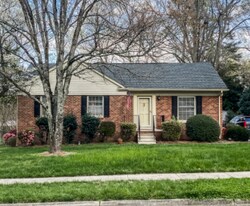 416 E Rowan St in Raleigh, NC - Building Photo