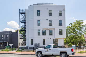 930 Kennedy St NW in Washington, DC - Building Photo - Building Photo