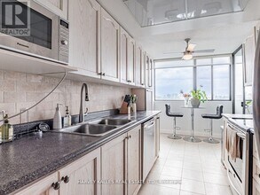 133-1133 Torresdale Ave in Toronto, ON - Building Photo - Building Photo