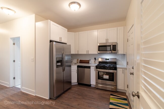 6338 S Maryland Ave, Unit 2 in Chicago, IL - Building Photo - Building Photo