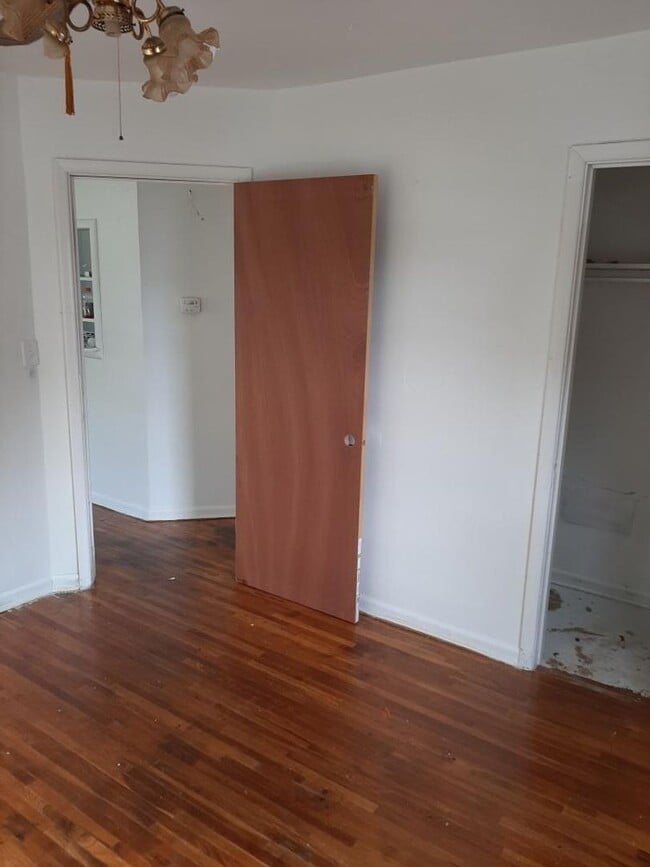 property at 1830 S Exchange St