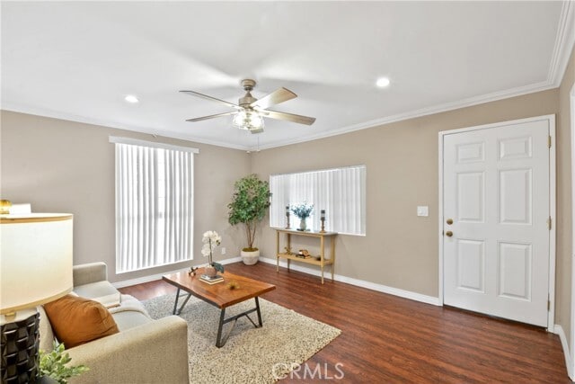 13439 Roselle Ave in Hawthorne, CA - Foto de edificio - Building Photo