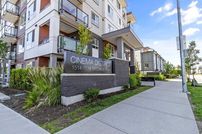1514 McCallum Rd in Abbotsford, BC - Building Photo - Building Photo