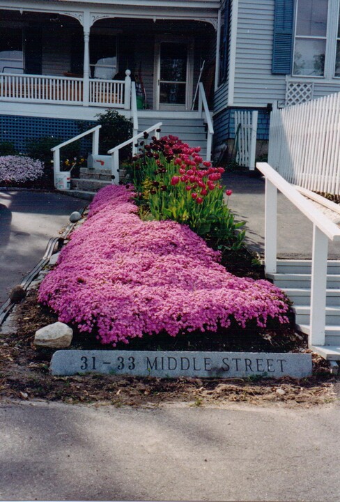 33 Middle St, Unit 2 in Hallowell, ME - Building Photo