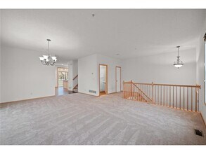 9995 Wildflower Dr in Eden Prairie, MN - Building Photo - Building Photo