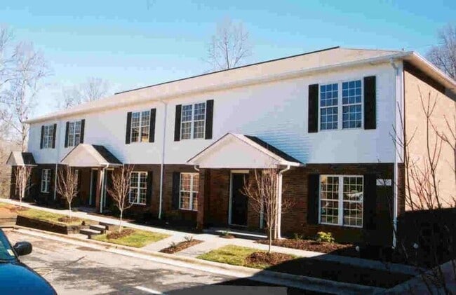 property at 1740 14th St Ln NE