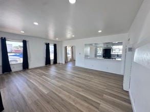 422 E Grand Ave in Arroyo Grande, CA - Building Photo - Building Photo