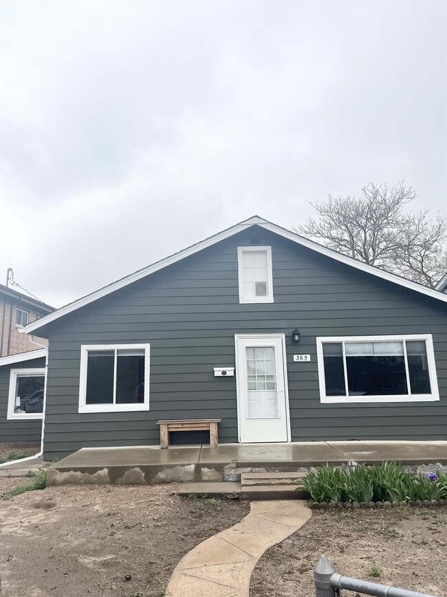 property at 365 S 7th Ave
