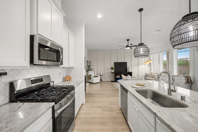 8906 Covenant Pl in Houston, TX - Foto de edificio - Building Photo