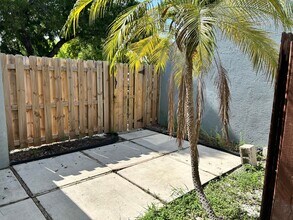 23 Crossings Cir, Unit B in Boynton Beach, FL - Building Photo - Building Photo