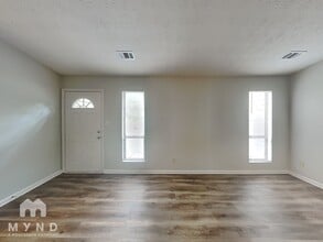 5782 Northfield Ct in Ellenwood, GA - Building Photo - Building Photo