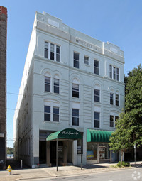 Hotel Louise in Washington, NC - Building Photo - Building Photo