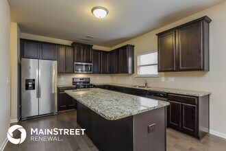 1209 Creek Crossing Dr in Mcdonough, GA - Building Photo - Building Photo