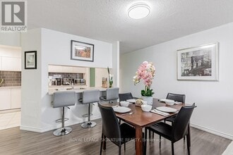 236 Albion Rd in Toronto, ON - Building Photo - Building Photo