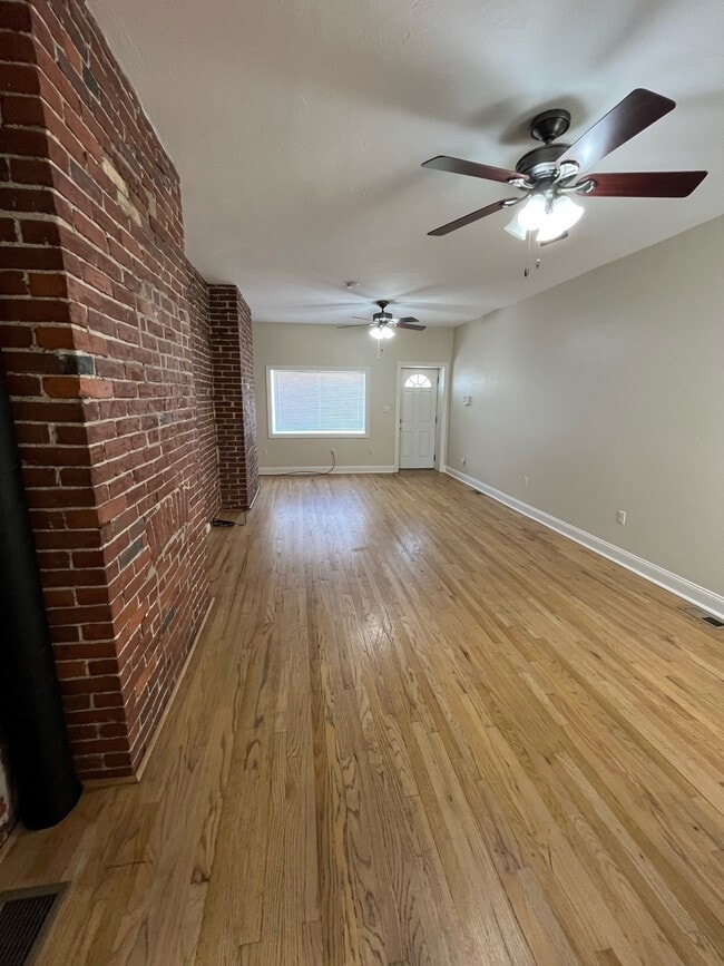 185 Lodi Way in Pittsburgh, PA - Building Photo - Building Photo