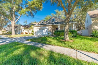 13033 Terrace Springs Dr in Temple Terrace, FL - Building Photo - Building Photo