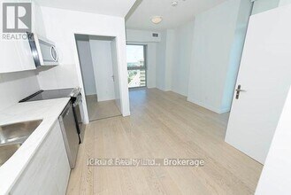 60 Frederick St in Kitchener, ON - Building Photo - Building Photo