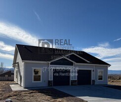 278 W Harmony Dr in Pueblo, CO - Building Photo