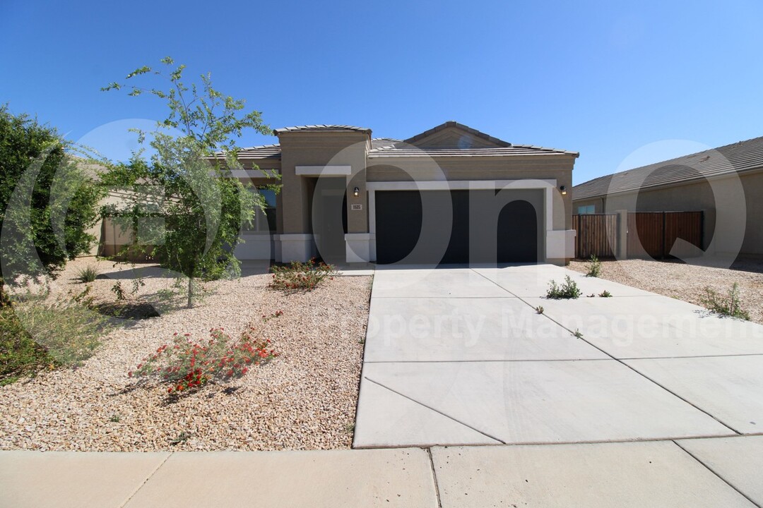 11605 E Lupine Ln in Florence, AZ - Building Photo