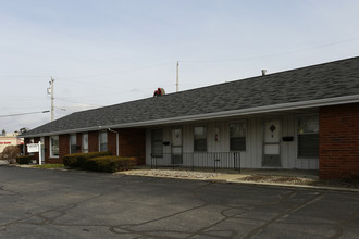 Eastown Villa Apartments in Nappanee, IN - Building Photo - Building Photo