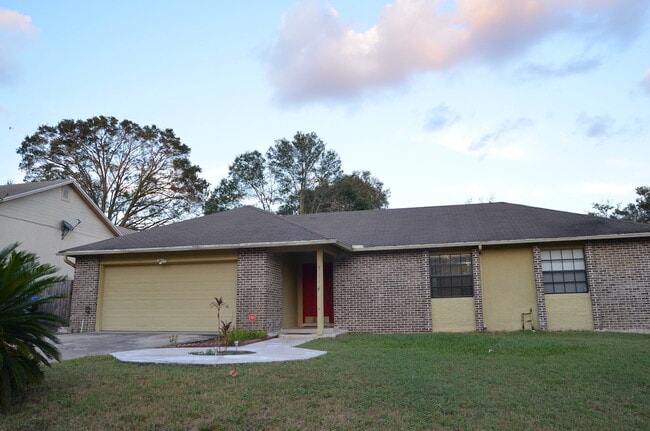 property at 5913 White Egret Ln