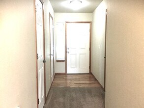 16607 53rd Avenue Ct E in Tacoma, WA - Building Photo - Building Photo