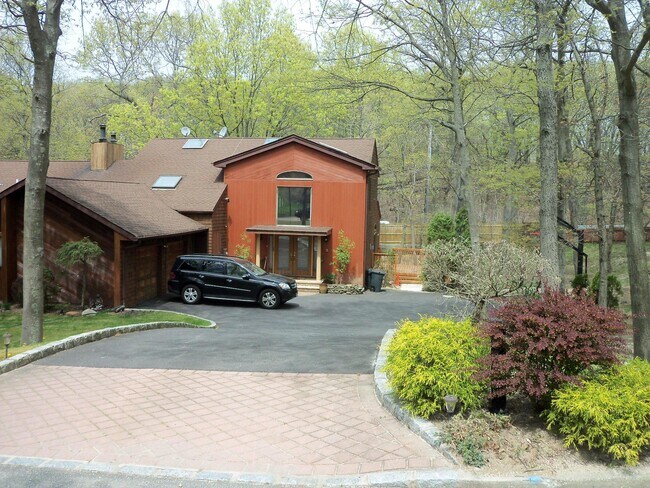 property at 1 Brothers Ct