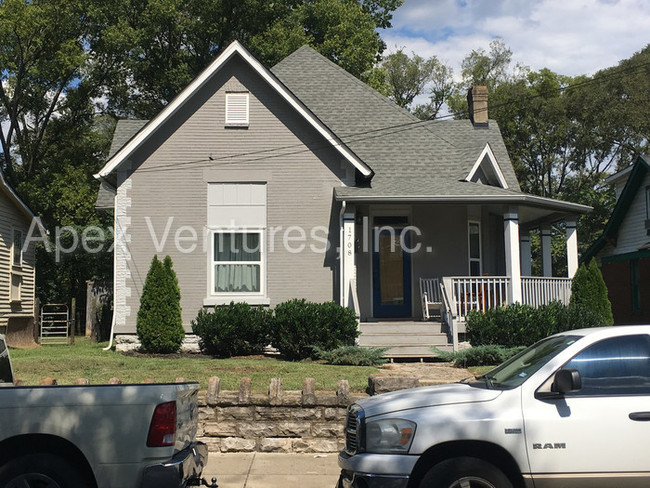 1708 10th Ave N in Nashville, TN - Building Photo - Building Photo