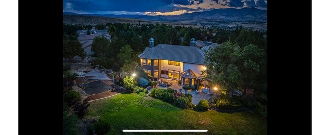 4400 Mountaingate Dr in Reno, NV - Building Photo - Building Photo